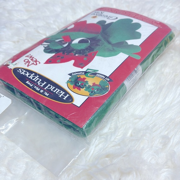 Vintage Sealed Mr. & Mrs.Frog Hand 2 Puppets No Sew Creative Kits By Pellon New! - Picture 8 of 8